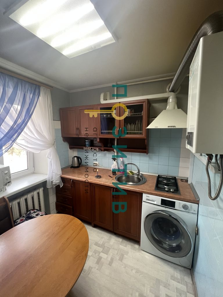 Продажа 2-комнатной квартиры, Ессентуки, Октябрьская ул,  451