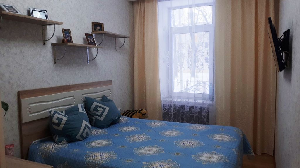 Продажа 3-комнатной квартиры, Брянск, Угольная ул,  19