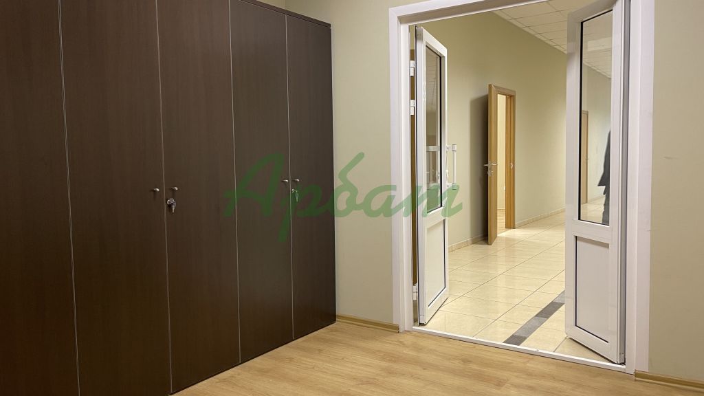 Продажа коммерческой недвижимости, 300м <sup>2</sup>, Тверь, Вагжановский пер,  9