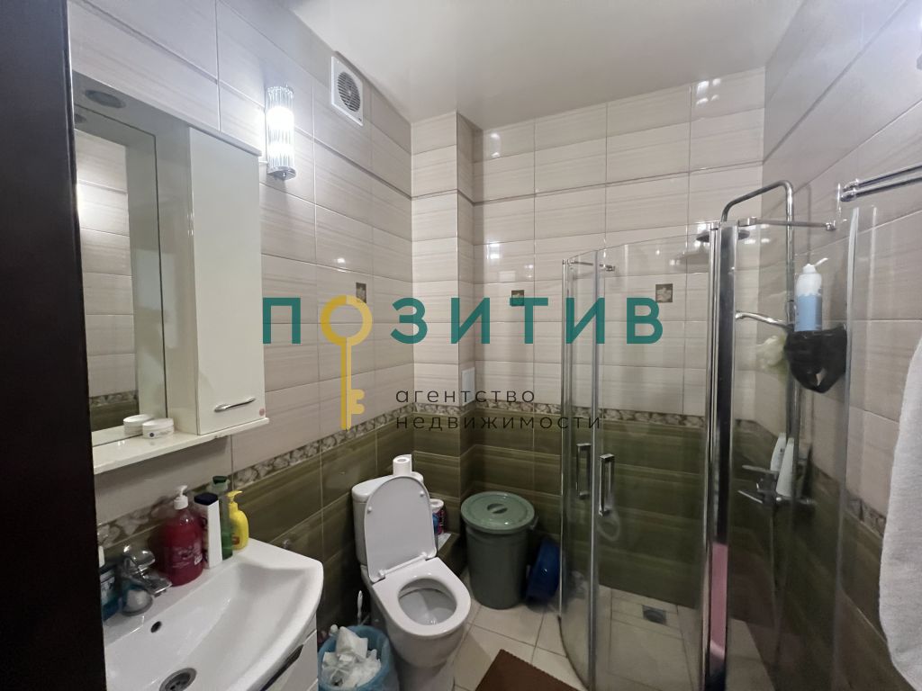 Продажа 2-комнатной квартиры, Ессентуки, Орджоникидзе ул,  83а