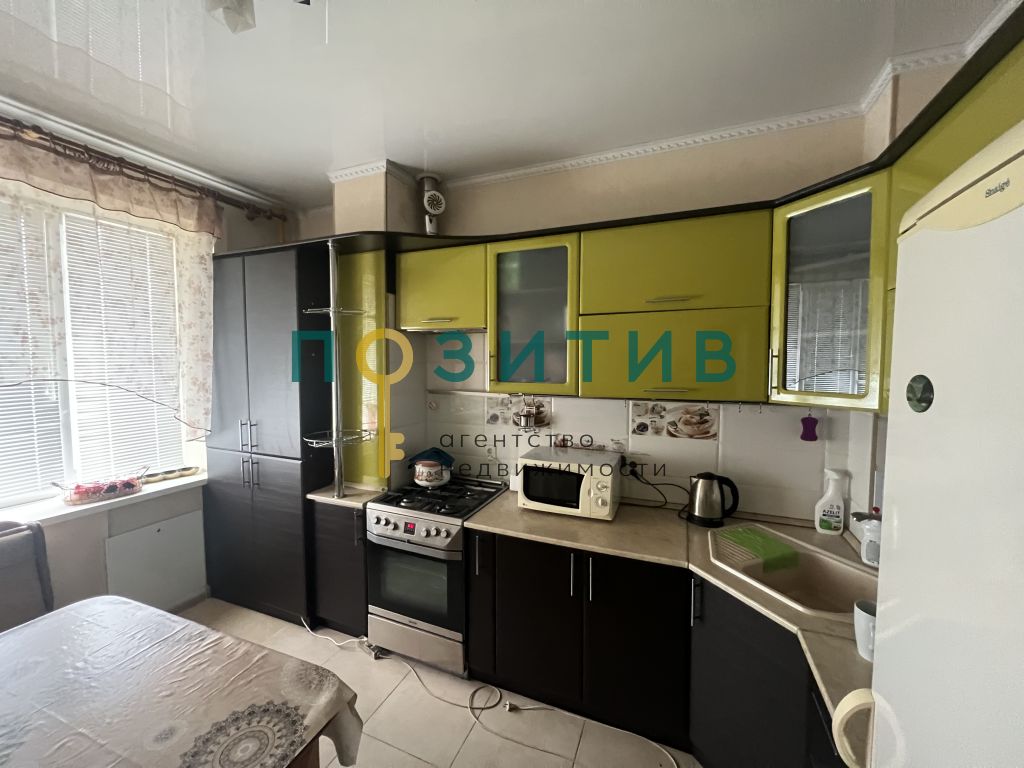 Продажа 2-комнатной квартиры, Ессентуки, Орджоникидзе ул,  83а