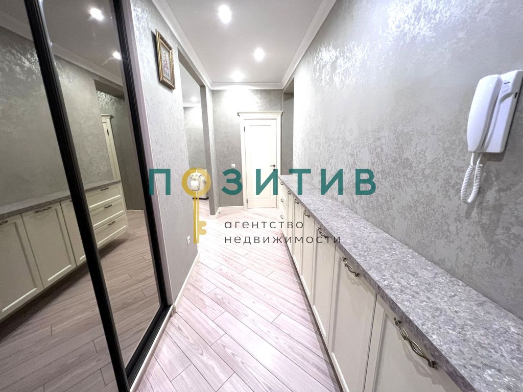 Продажа 2-комнатной квартиры, Ессентуки, Октябрьская пл,  458б