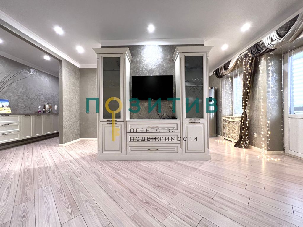 Продажа 2-комнатной квартиры, Ессентуки, Октябрьская пл,  458б