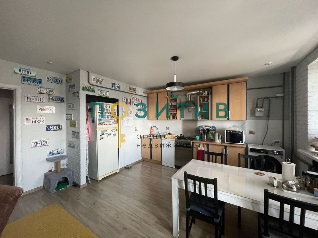 Продажа 3-комнатной квартиры, Минеральные Воды, Змейская ул,  1