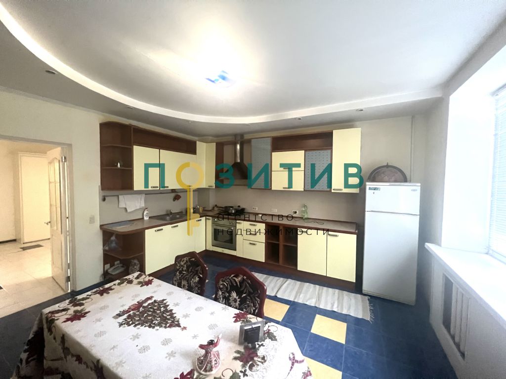 Продажа 3-комнатной квартиры, Ессентуки, Новопятигорская ул,  8