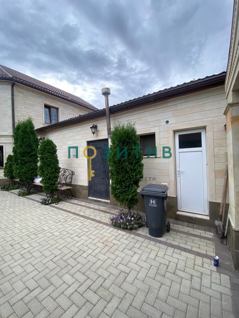 Продажа дома, 350м <sup>2</sup>, 4 сот., Минеральные Воды, Тбилисская ул