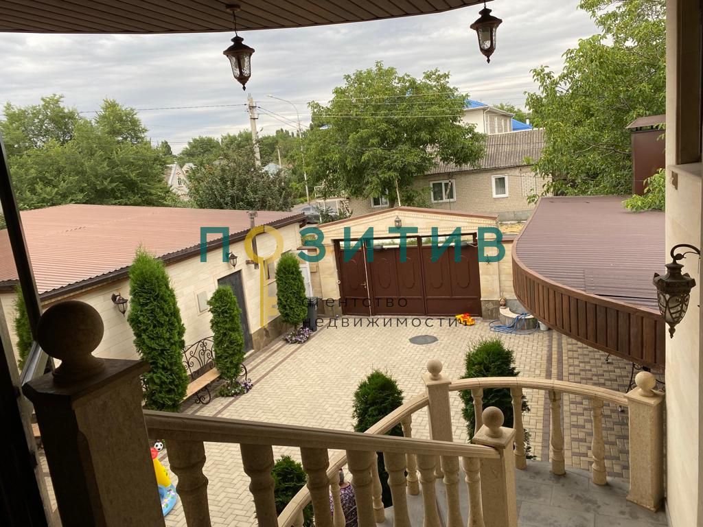 Продажа дома, 350м <sup>2</sup>, 4 сот., Минеральные Воды, Тбилисская ул