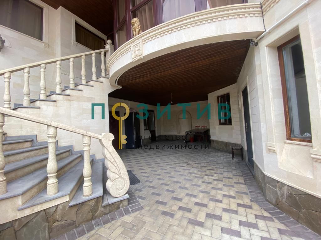 Продажа дома, 350м <sup>2</sup>, 4 сот., Минеральные Воды, Тбилисская ул