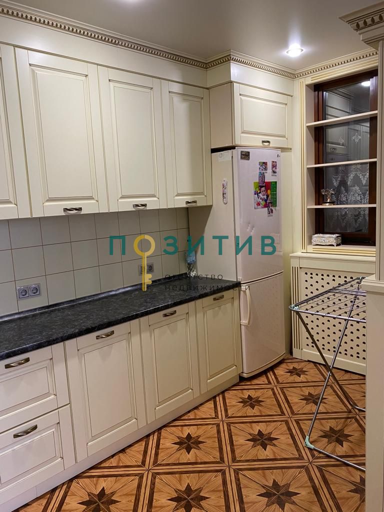 Продажа дома, 350м <sup>2</sup>, 4 сот., Минеральные Воды, Тбилисская ул