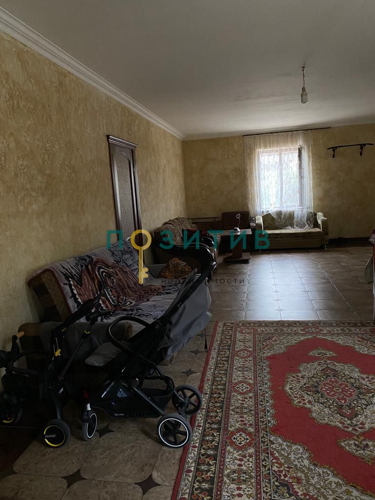 Продажа дома, 350м <sup>2</sup>, 4 сот., Минеральные Воды, Тбилисская ул