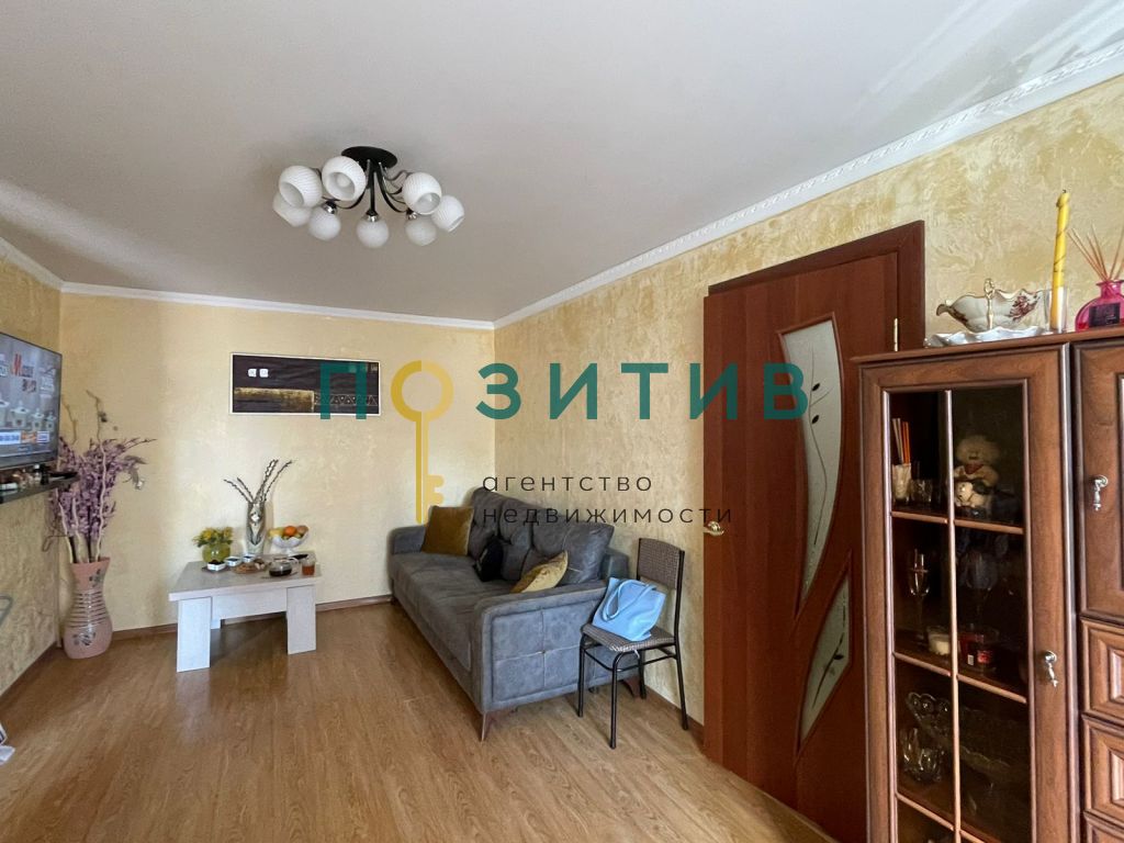 Продажа 2-комнатной квартиры, Минеральные Воды, Терешковой ул,  12