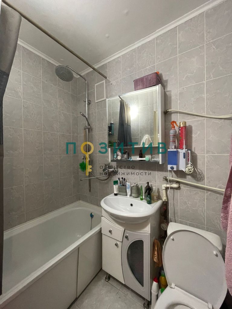 Продажа 2-комнатной квартиры, Минеральные Воды, Терешковой ул,  12