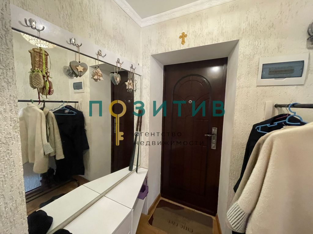 Продажа 2-комнатной квартиры, Минеральные Воды, Терешковой ул,  12