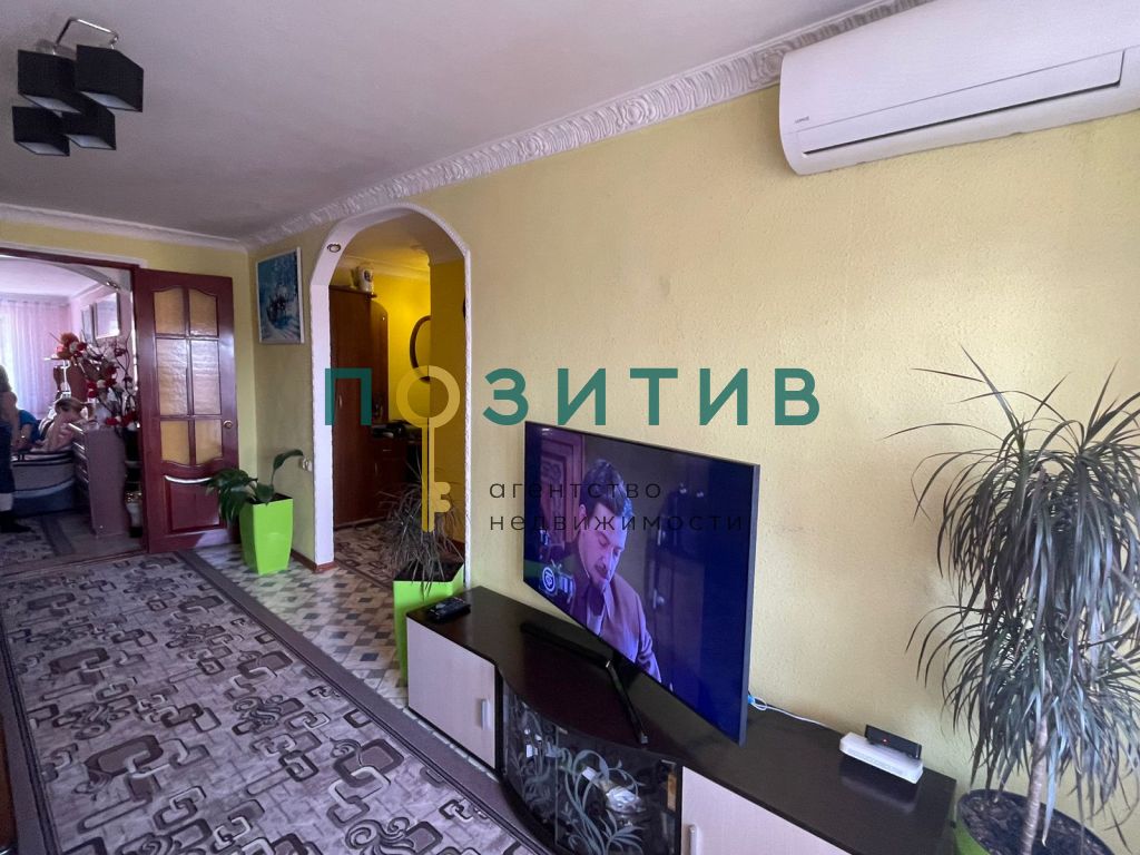 Продажа 2-комнатной квартиры, Минеральные Воды, 50 лет Октября ул,  53