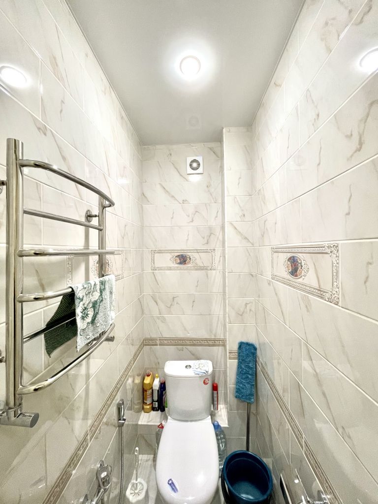 Продажа 2-комнатной квартиры, Ессентуки, Октябрьская пл,  31