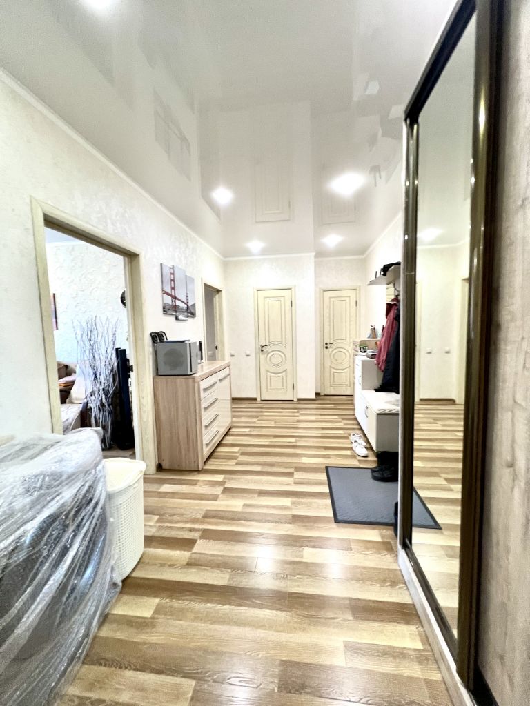 Продажа 2-комнатной квартиры, Ессентуки, Октябрьская пл,  31