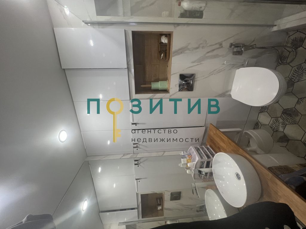 Продажа 3-комнатной квартиры, Ессентуки, 60 лет Октября ул,  2