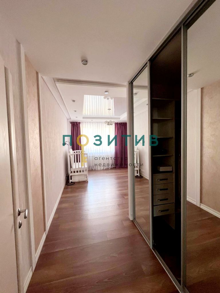 Продажа 3-комнатной квартиры, Ессентуки, Октябрьская пл,  31 а