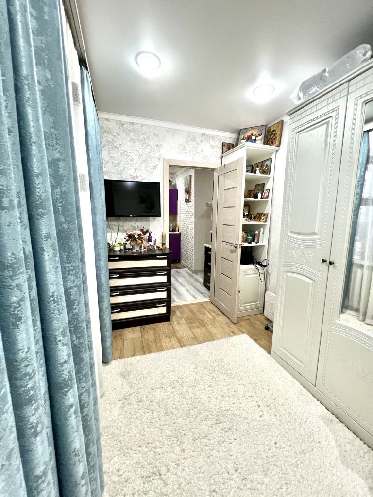 Продажа 2-комнатной квартиры, Ессентуки, Долина Роз ул,  6