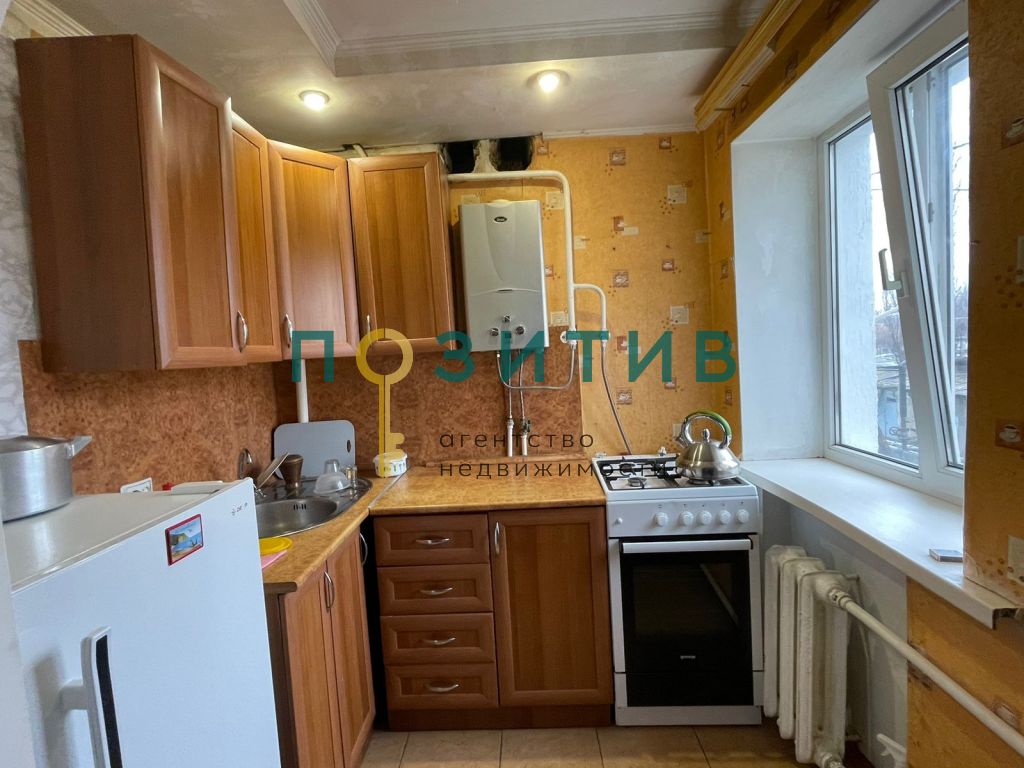 Продажа 2-комнатной квартиры, Минеральные Воды, Карла Маркса пр-кт,  82