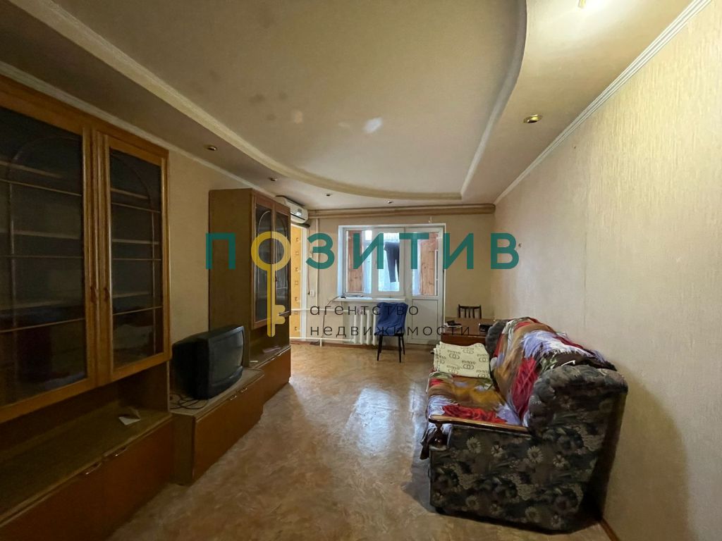 Продажа 2-комнатной квартиры, Минеральные Воды, Карла Маркса пр-кт,  82