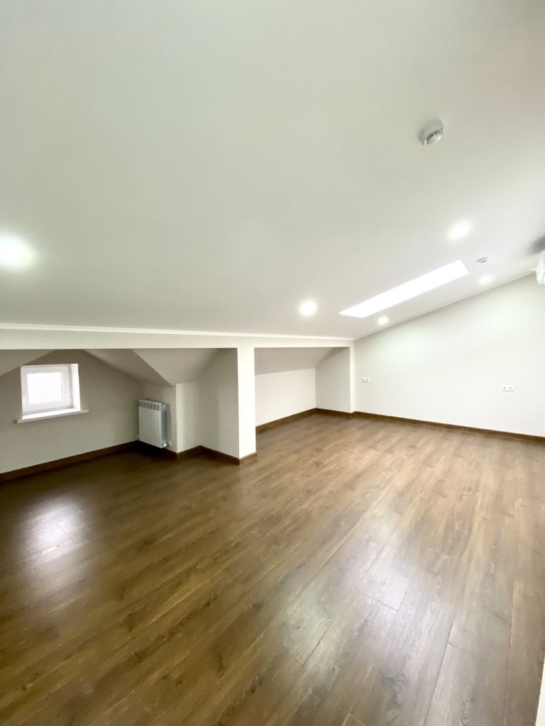 Продажа дома, 430м <sup>2</sup>, 2 сот., Пятигорск, Кучуры ул,  8Л