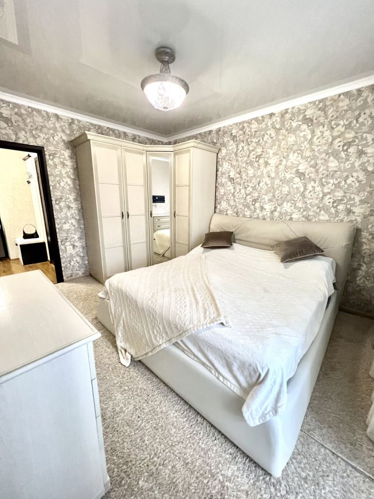 Продажа 1-комнатной квартиры, Ессентуки, Оборонная ул,  48