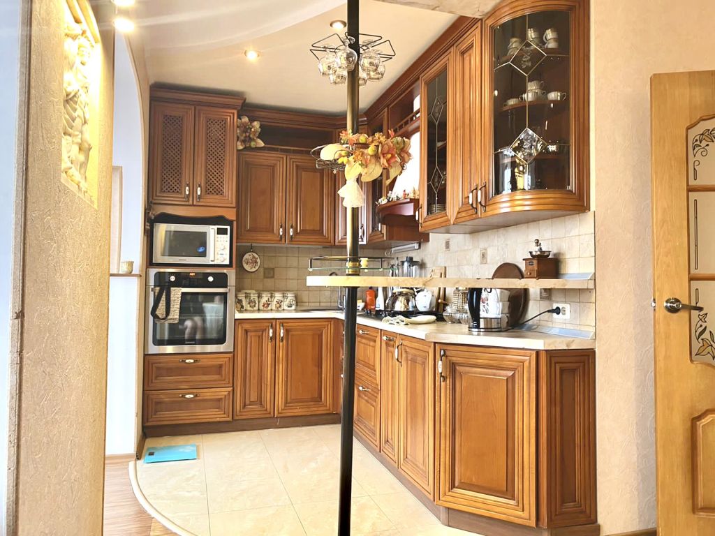 Продажа 3-комнатной квартиры, Ессентуки, Грибоедова ул,  110А