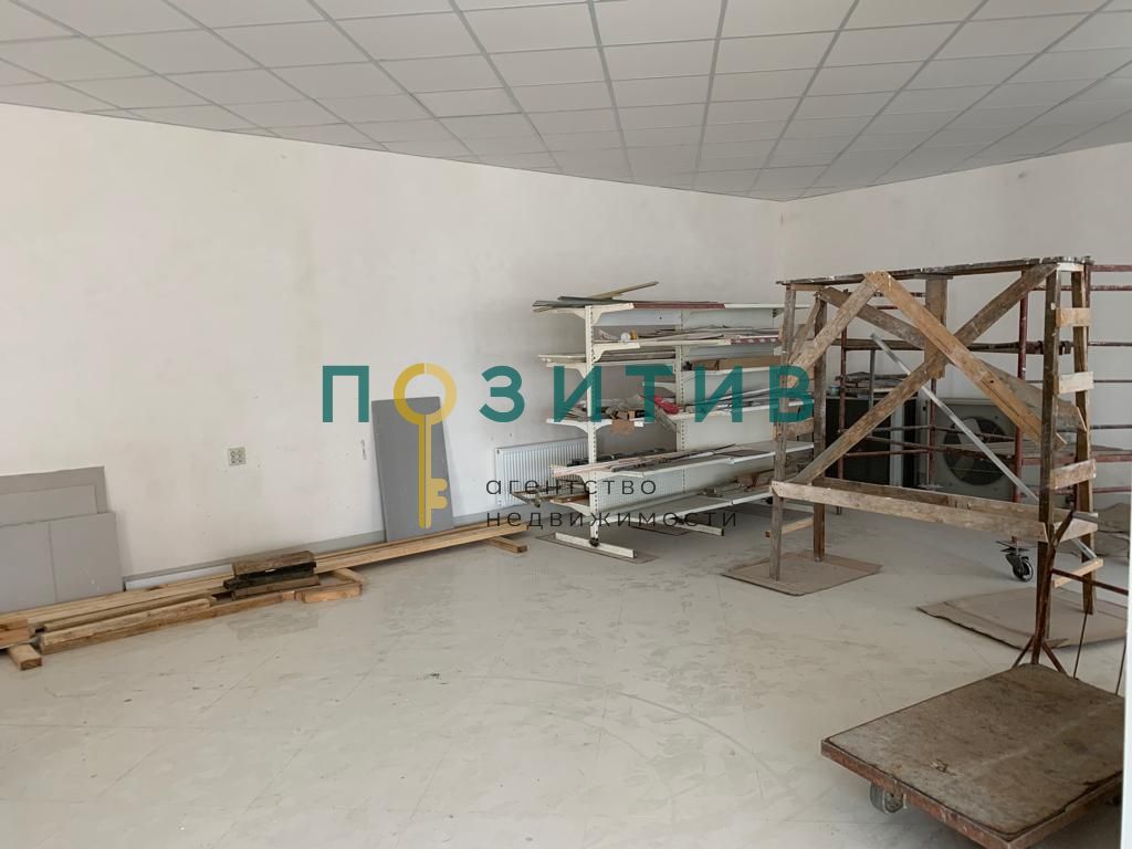 Аренда коммерческой недвижимости, 333м <sup>2</sup>, Пятигорск, Калининапр-кт,  158