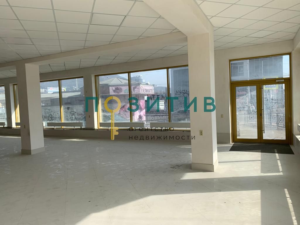 Аренда коммерческой недвижимости, 333м <sup>2</sup>, Пятигорск, Калининапр-кт,  158