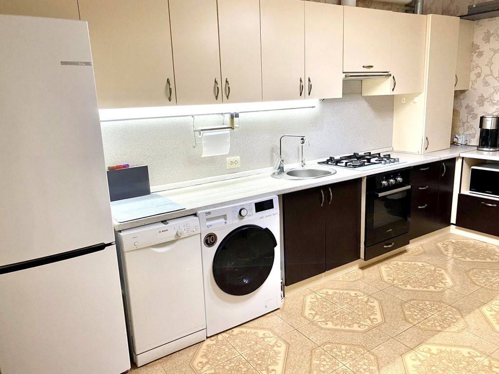 Продажа 1-комнатной квартиры, Ставропольский, Южный пер,  43А/1к1