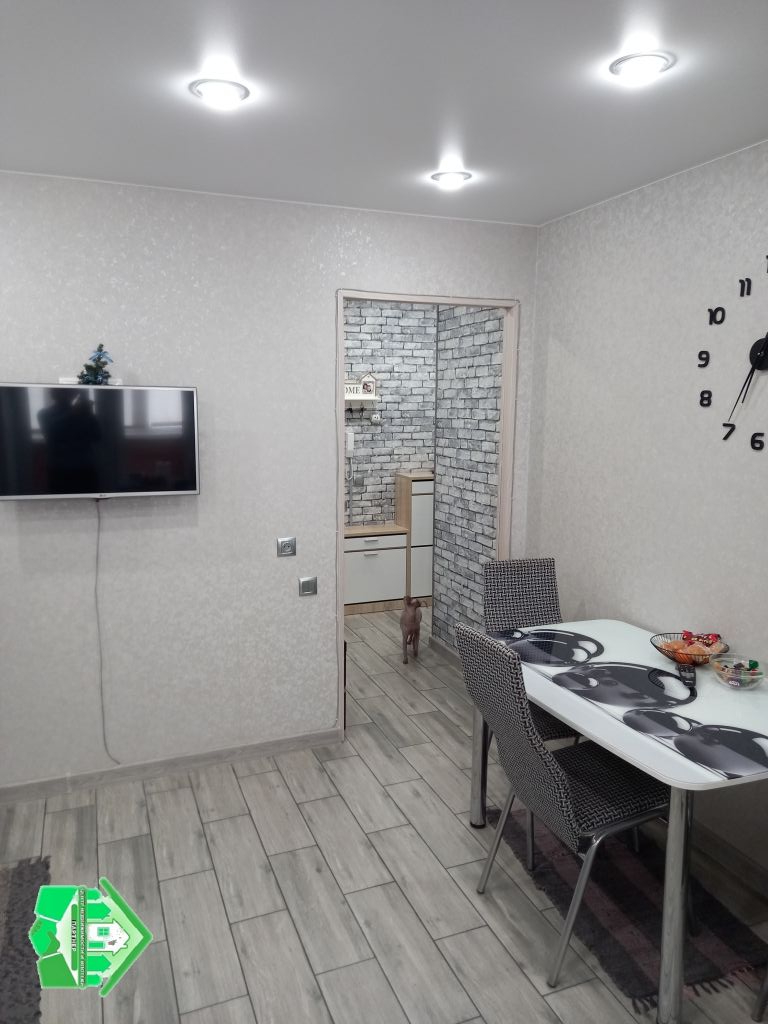 Продажа 2-комнатной квартиры, Красный Бор, Мирная ул,  9