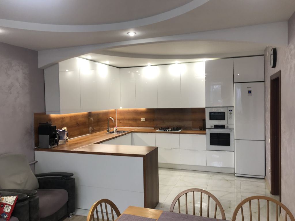 Продажа 6-комнатной квартиры, Кострома, Ярославская ул,  33