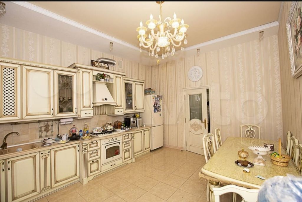 Продажа дома, 400м <sup>2</sup>, 9 сот., Пятигорск, Огородная ул,  34