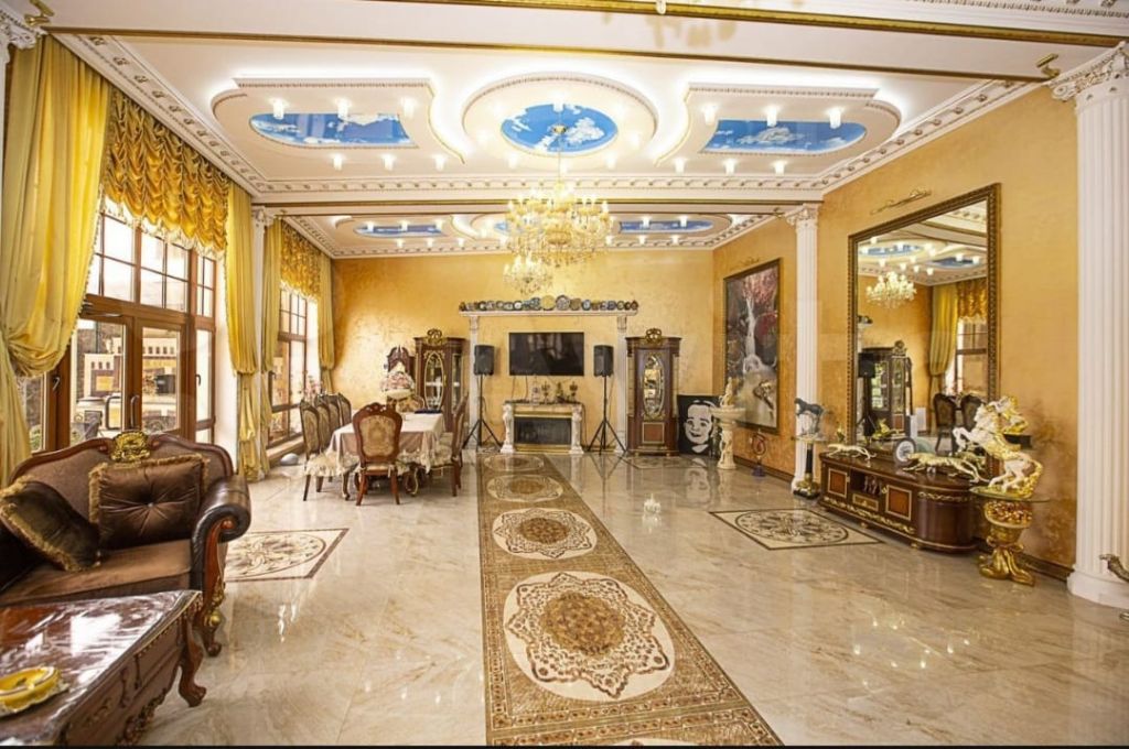 Продажа дома, 400м <sup>2</sup>, 9 сот., Пятигорск, Огородная ул,  34