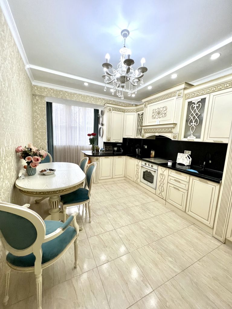 Продажа 3-комнатной квартиры, Ессентуки, Олега Головченко ул,  6