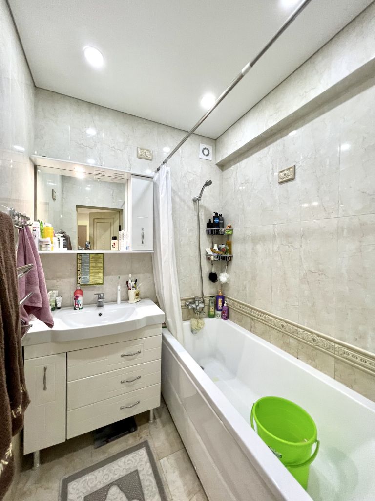 Продажа 3-комнатной квартиры, Ессентуки, Олега Головченко ул,  6