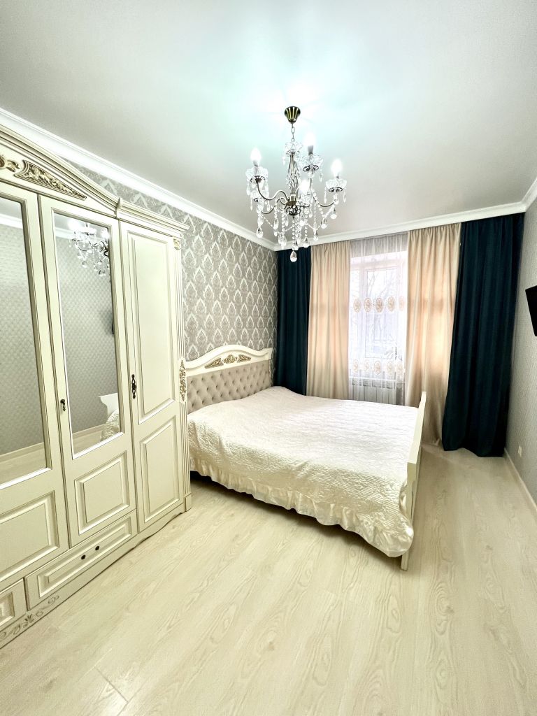 Продажа 3-комнатной квартиры, Ессентуки, Олега Головченко ул,  6