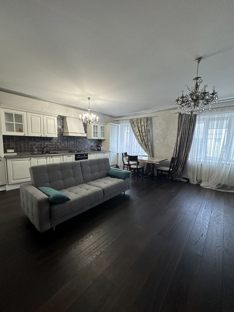 Продажа 3-комнатной квартиры, Пятигорск, Калинина пр-кт,  2а