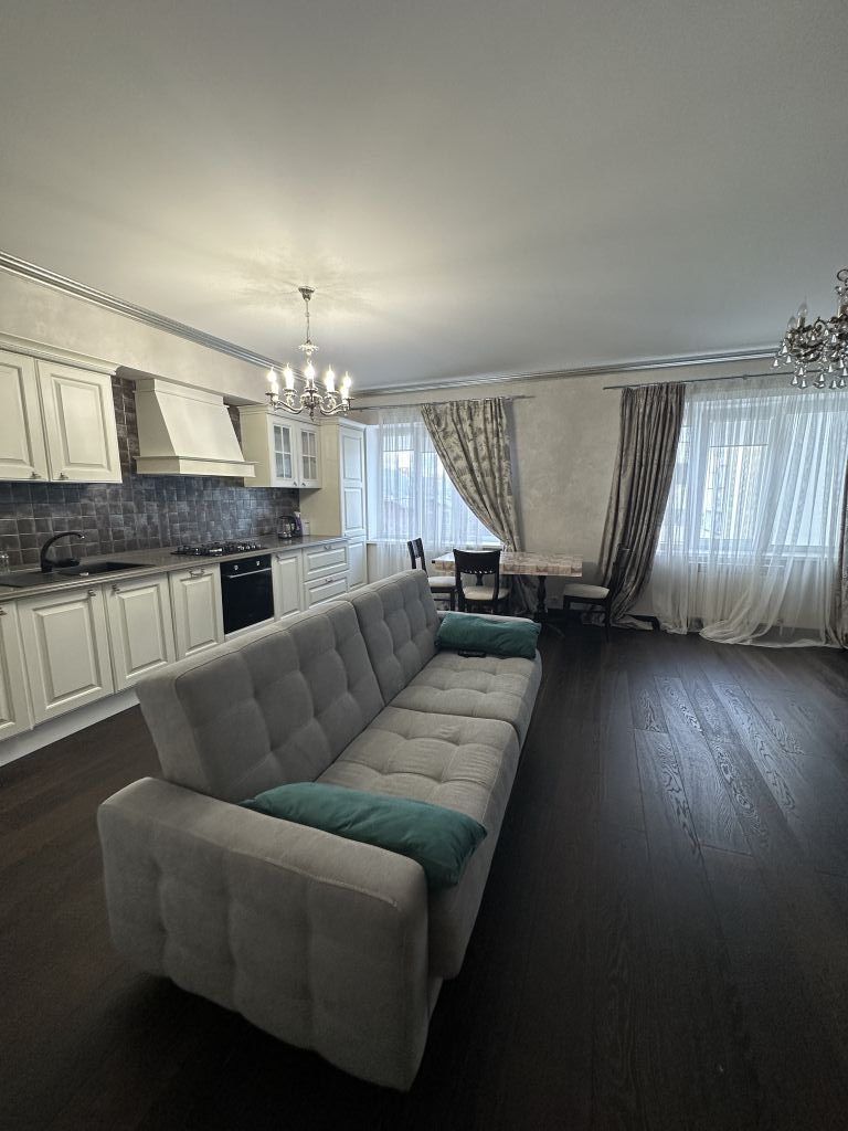 Продажа 3-комнатной квартиры, Пятигорск, Калинина пр-кт,  2а