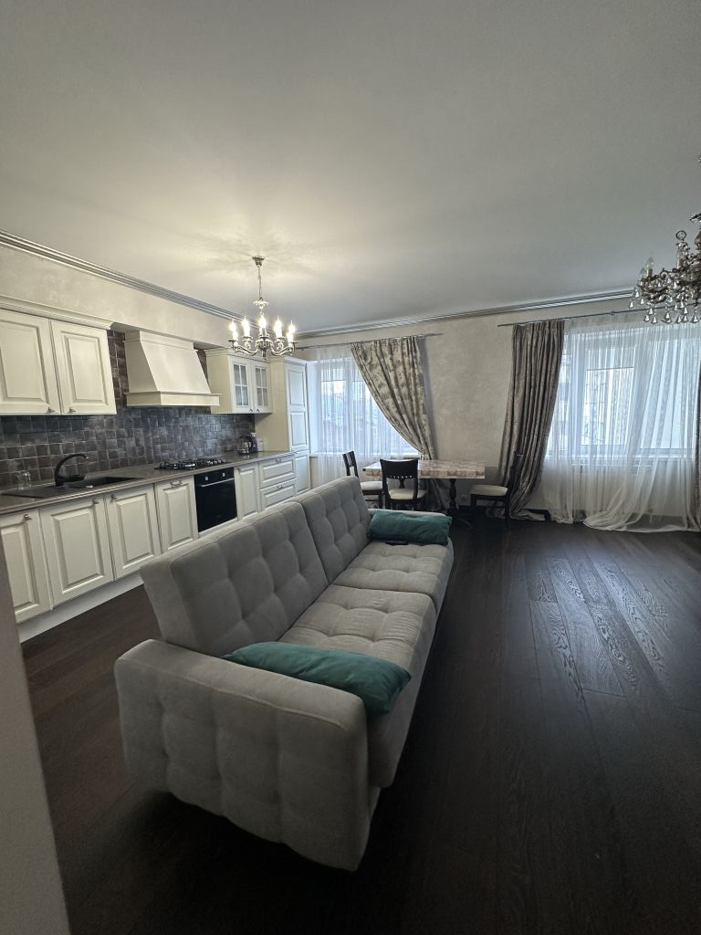 Продажа 3-комнатной квартиры, Пятигорск, Калинина пр-кт,  2а