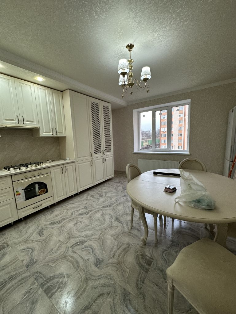 Продажа 2-комнатной квартиры, Пятигорск, Московская ул,  93