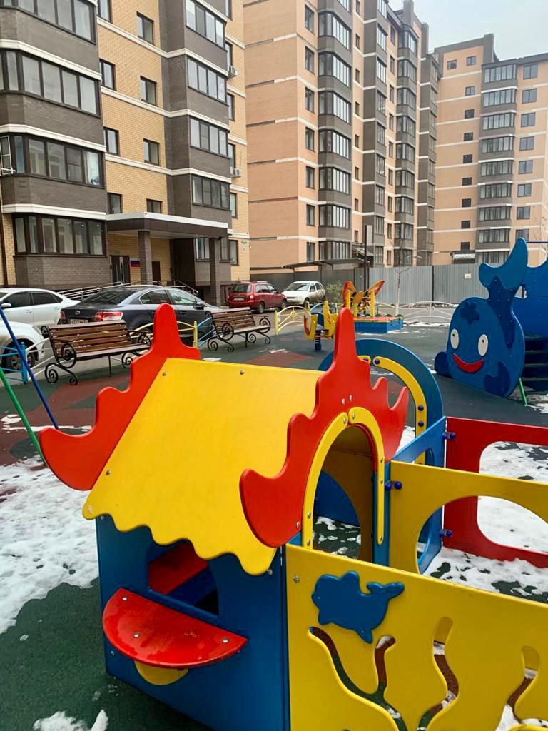 Продажа 4-комнатной квартиры, Пятигорск, Березовый пер,  13к5