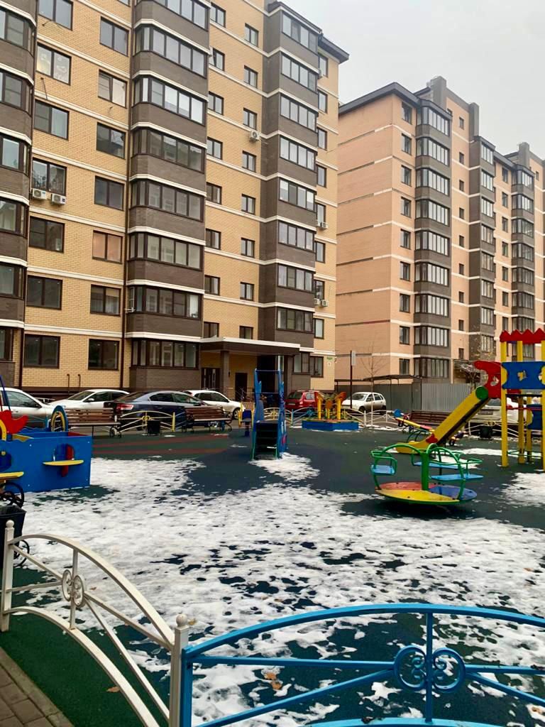 Продажа 4-комнатной квартиры, Пятигорск, Березовый пер,  13к5