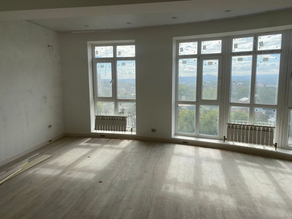 Продажа 3-комнатной квартиры, Пятигорск, Адмиральского ул