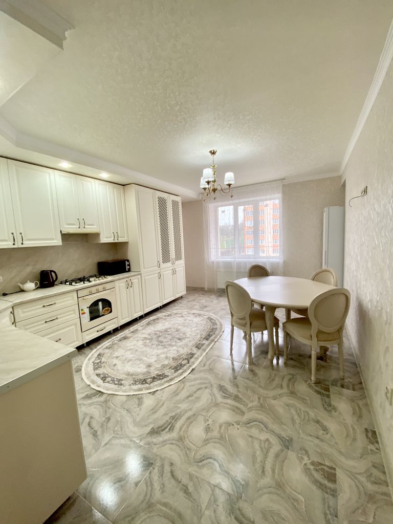 Продажа 2-комнатной квартиры, Пятигорск, Московская ул,  93