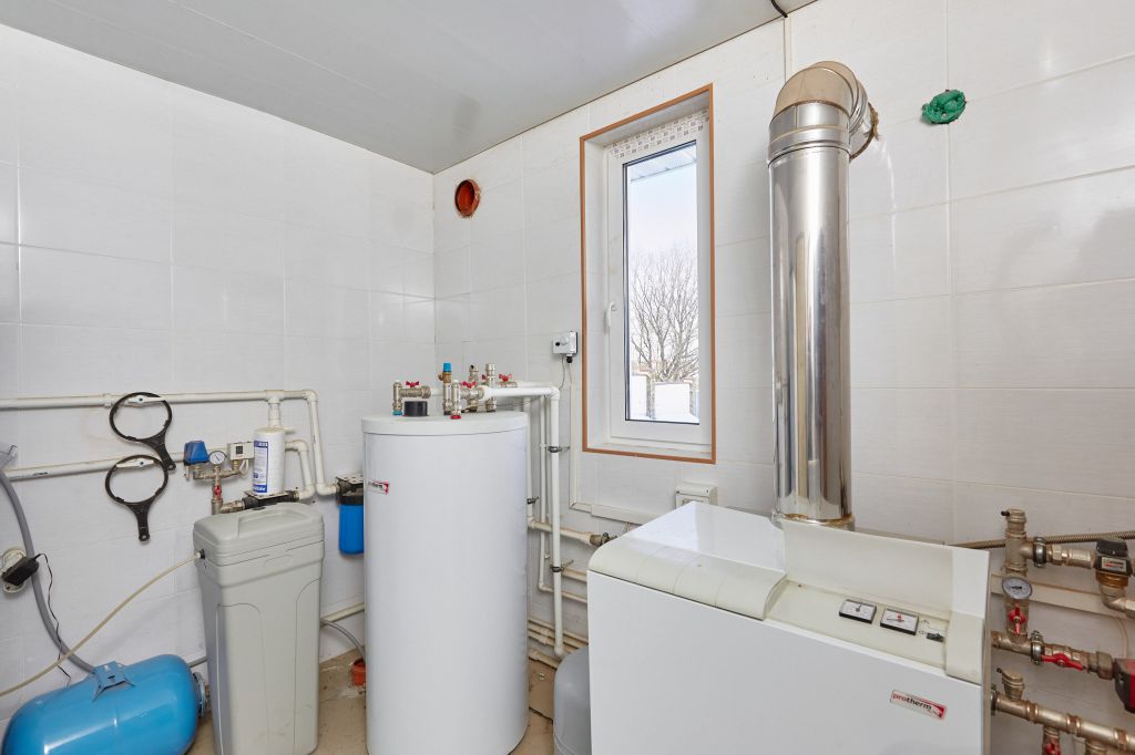 Продажа дома, 418м <sup>2</sup>, 16 сот., Масленка, горная