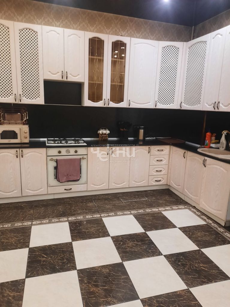 Продажа дома, 220м <sup>2</sup>, 4 сот., Бор, Урожайная ул