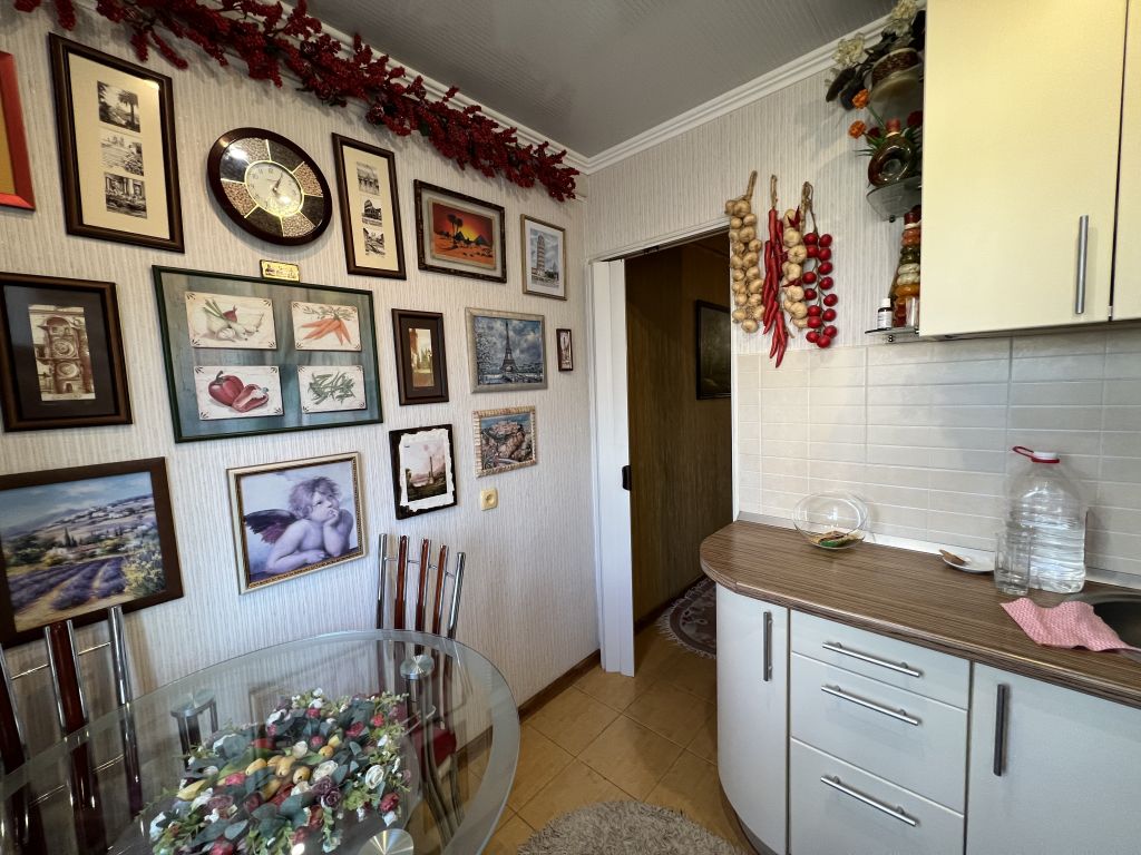 Продажа 3-комнатной квартиры, Пятигорск, Восстания ул,  100