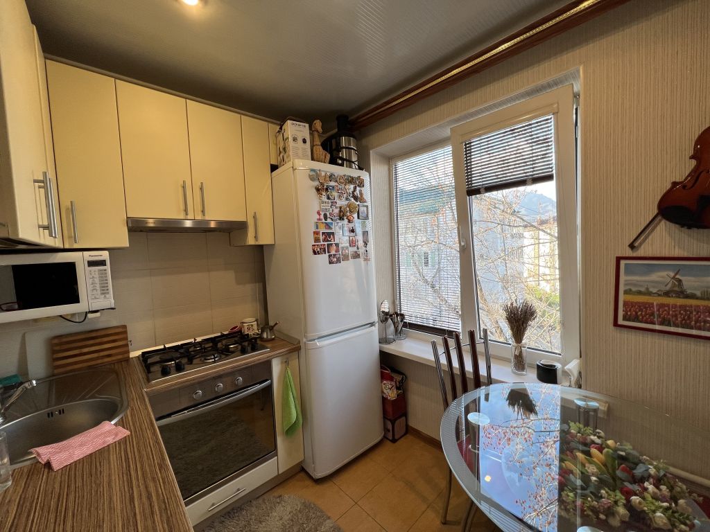 Продажа 3-комнатной квартиры, Пятигорск, Восстания ул,  100